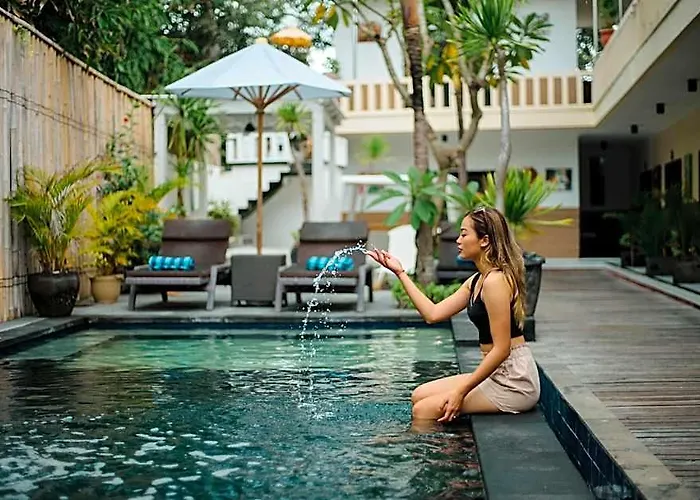The Canda Living فندق نوسا ليمبونغان